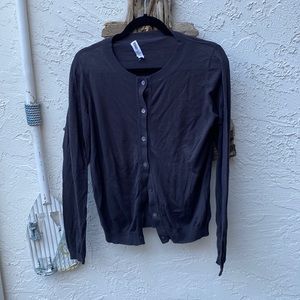 TSEsay brown cardigan with buttons and patch pockets. NEVER worn. Large. Trendy